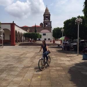 Meet your Posher, Ana